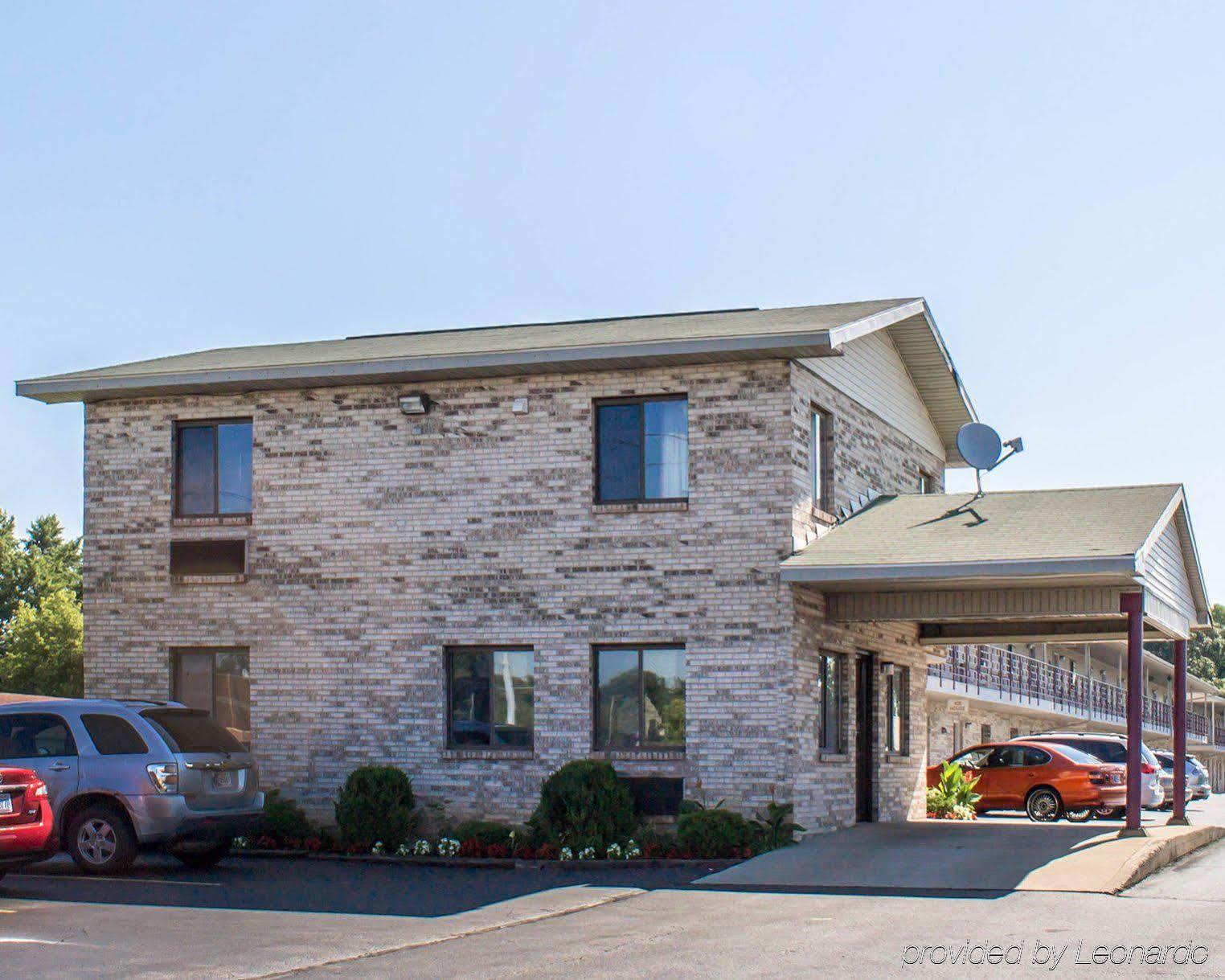 Econo Lodge Елкхарт Екстериор снимка